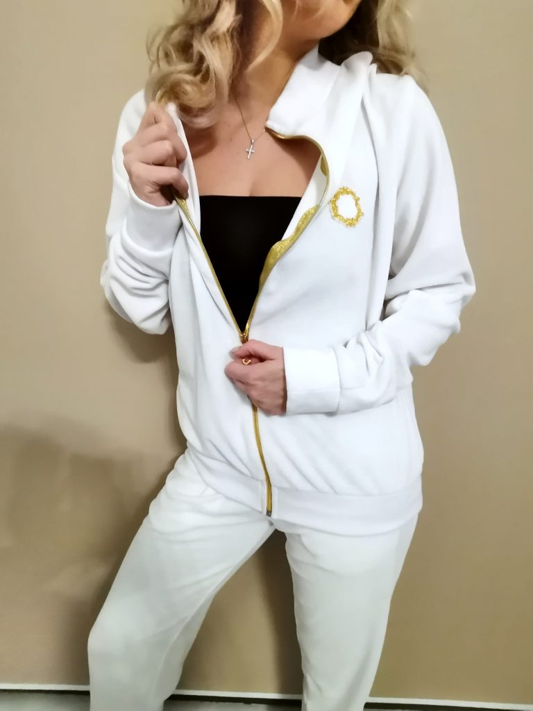 womens off white tracksuit